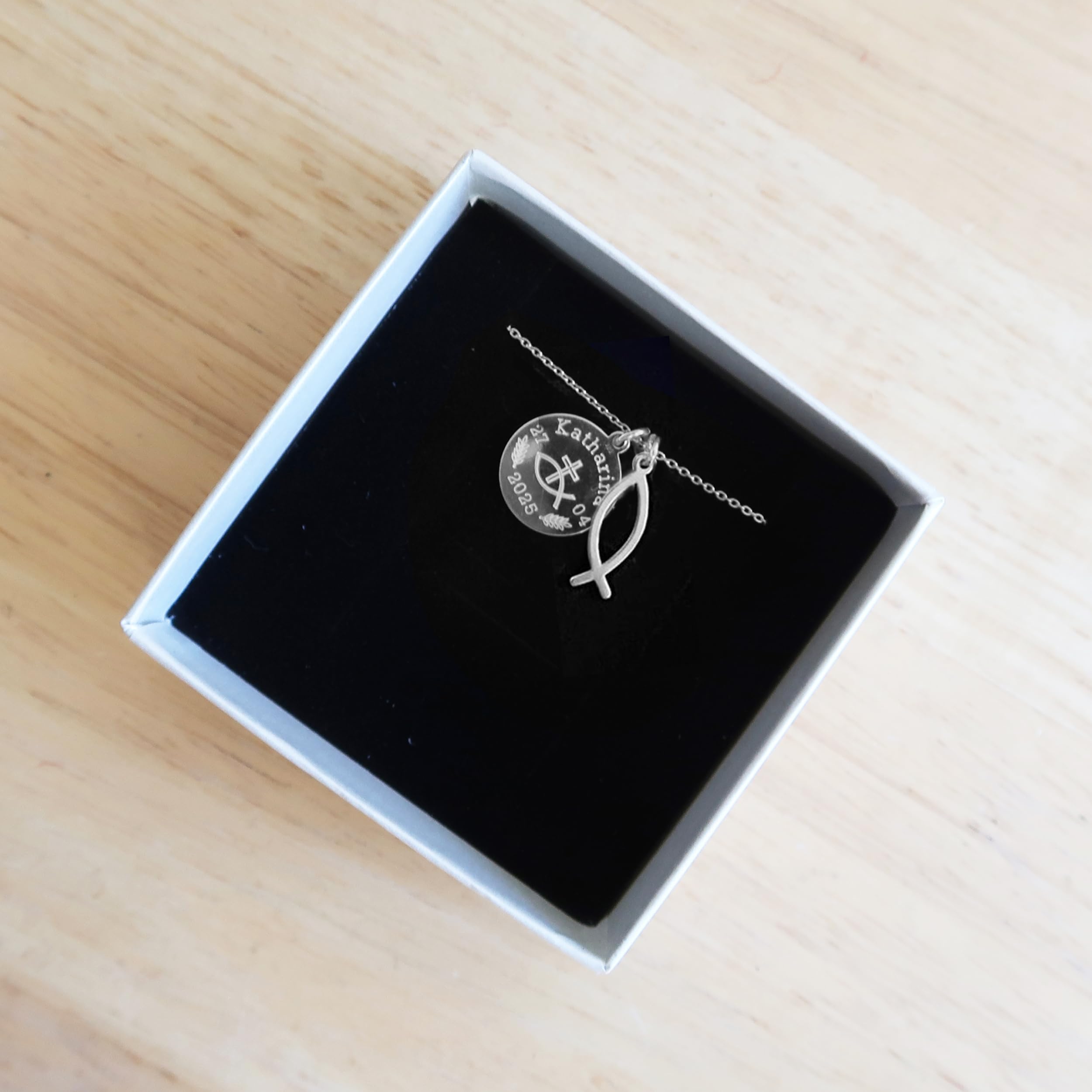 Christliche Kette mit Gravur, Kreuz oder Fisch Anhänger, Silber