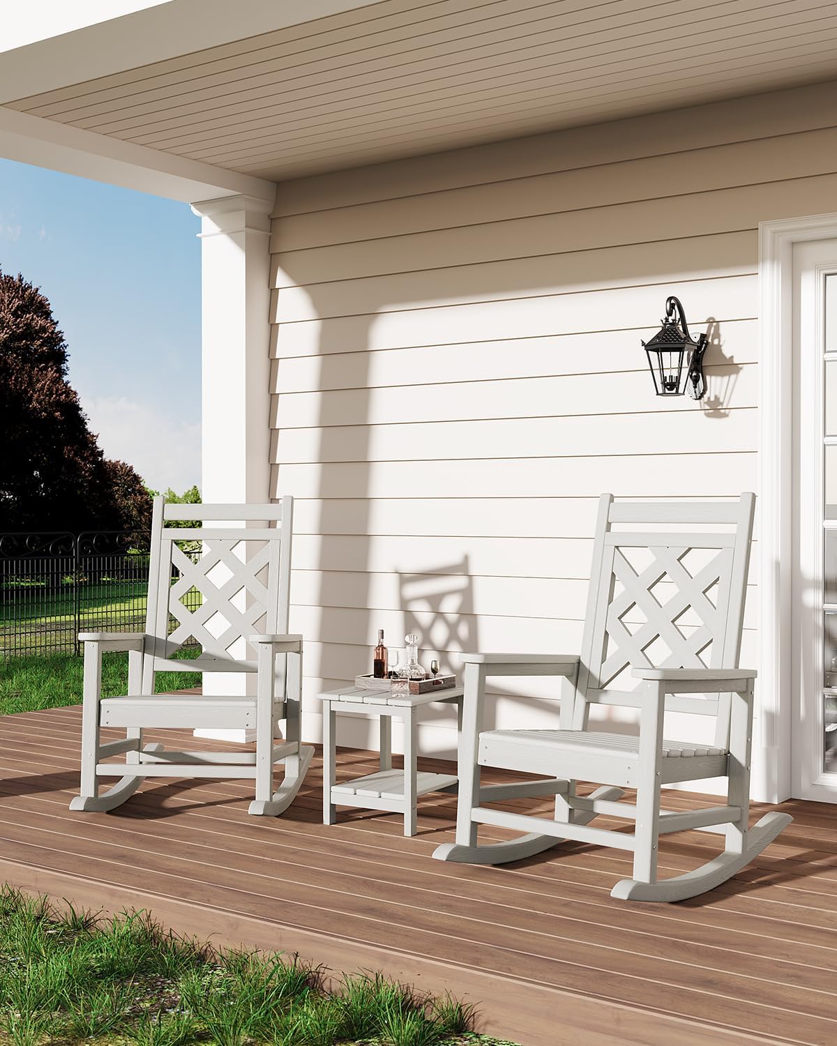 Garvee Silla Mecedora de Exterior HDPE con Veta Madera, Sillón Balancín para Jardín Ergonómico con Respaldo Cuadrado y Rejilla, Butaca de Terraza Resistente a Intemperie y UV, 73x85x95 cm, Blanco