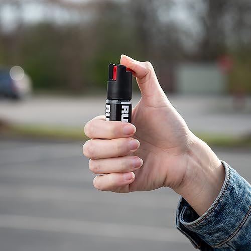 Miniatura 9 de SABRE Ruger Pepper Spray, 25 ráfagas, rango de 10 pies (9.8 ft), contiene tinte de marcado UV, seguridad de bloqueo giratorio, accesorio para llavero