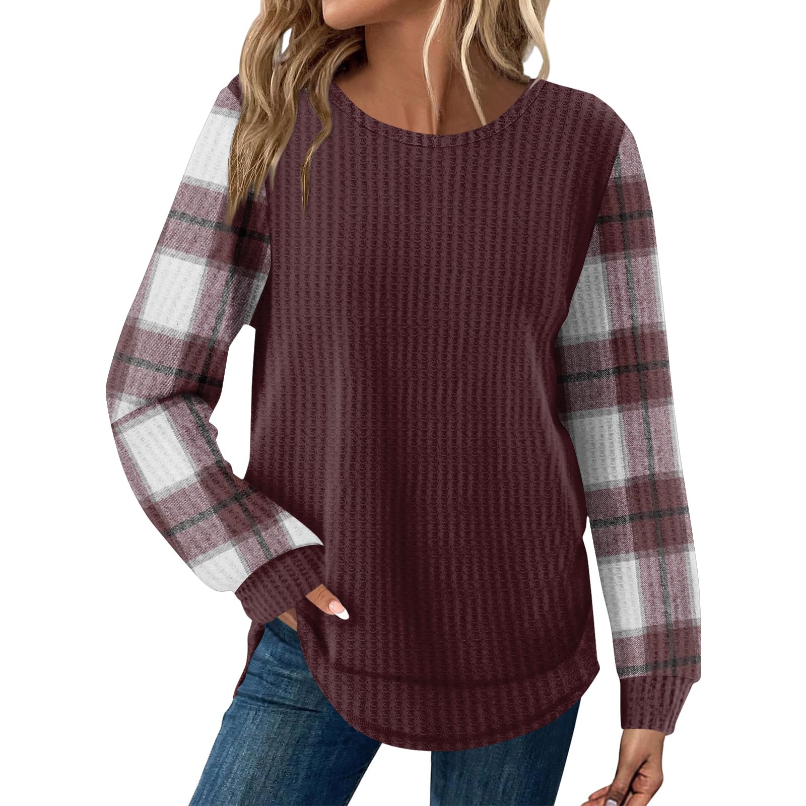 Womens Sweaters Winter Trendy Plaid Print Crew Neck Long Sleeve Casual Loose Fit Blouses 2025