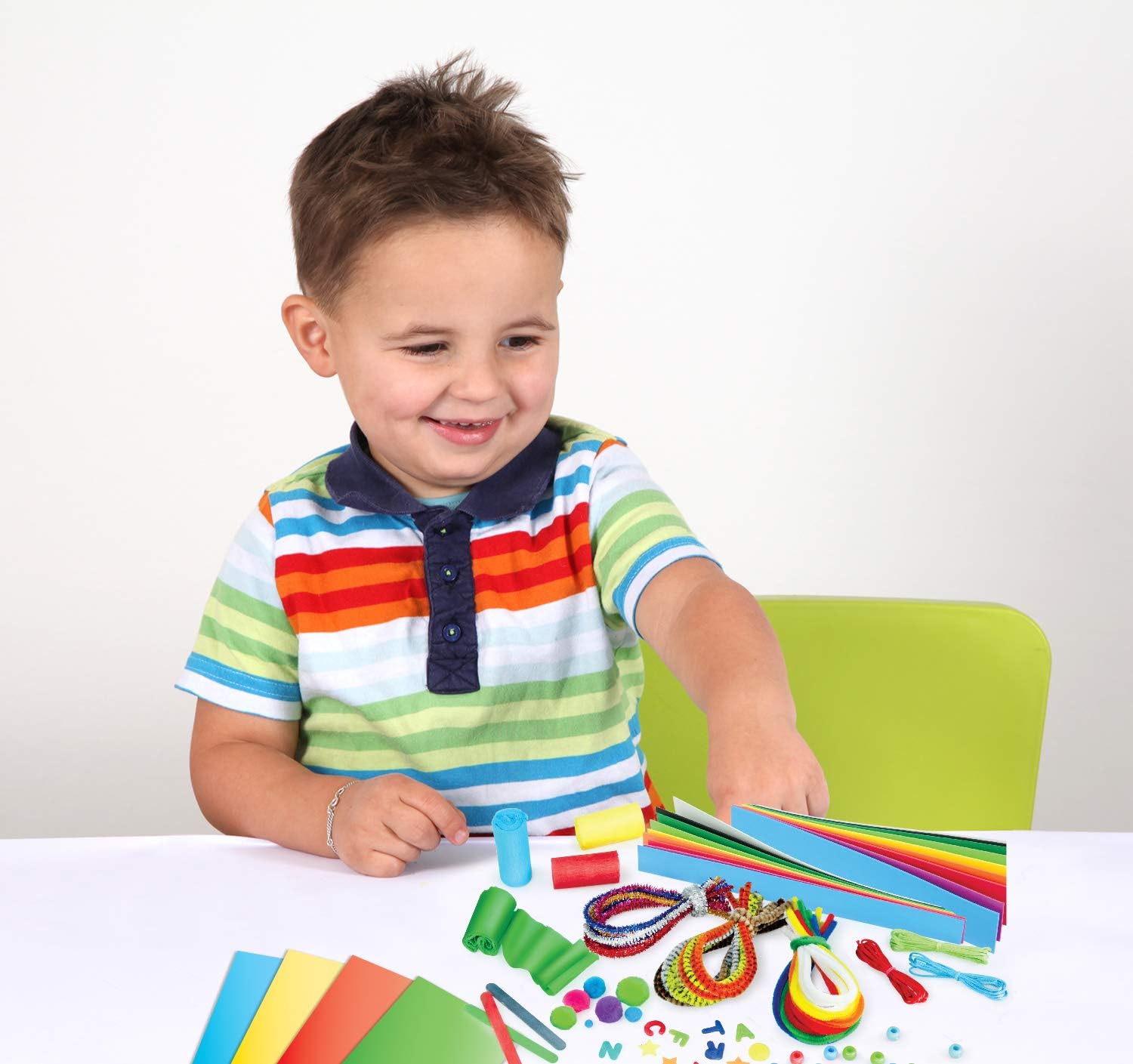 Lena 42629 case with Various Material for handcrafts, with Foam Rubber, Paper, Beads, Pompoms, Satin Ribbons, Buttons, Saucer Eyes and Much More, from 5 Years of Age, Jumbo 800 Colourful, 800 Teile