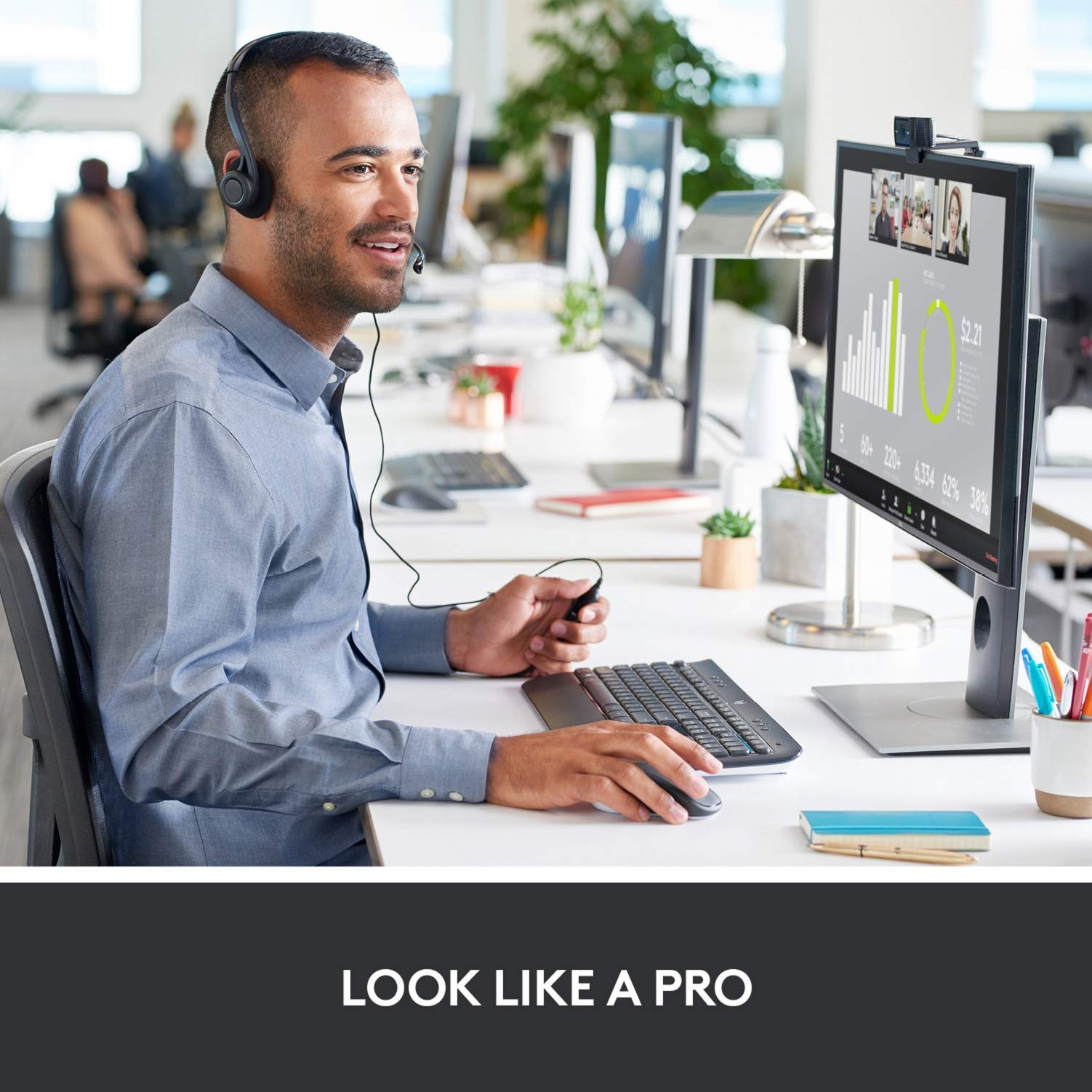 Logitech, Webcam C920 HD Pro, appels et enregistrement vidéo Full HD 1080p, double audio stéréo, jeux en streaming, deux microphones, petit, agile, réglable, noir (renouvelée)
