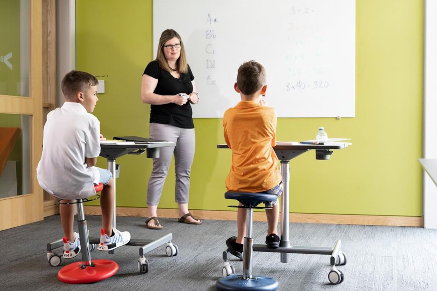 KORE Design Adjustable Wobble Stool Chair, Girls + Boys Kid Desk Stools, Ergonomic Small Office Chairs, Flexible Seating for Active Kids, ADD/ADHD, Classroom, Home, Age 8-12, Tall (16.5-24in), Teal