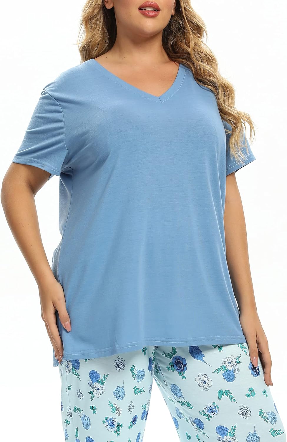 Vozanet Women's Pajamas Set Soft V Neck Sleepwear Top and Capri Pj Lounge Sets Cartoon Heart Shape Cat Nighty Plus Size - Image 6