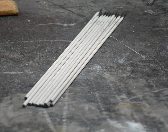 Hot Max 23309 3/32-Inch E7018 .5# ARC Welding Electrodes