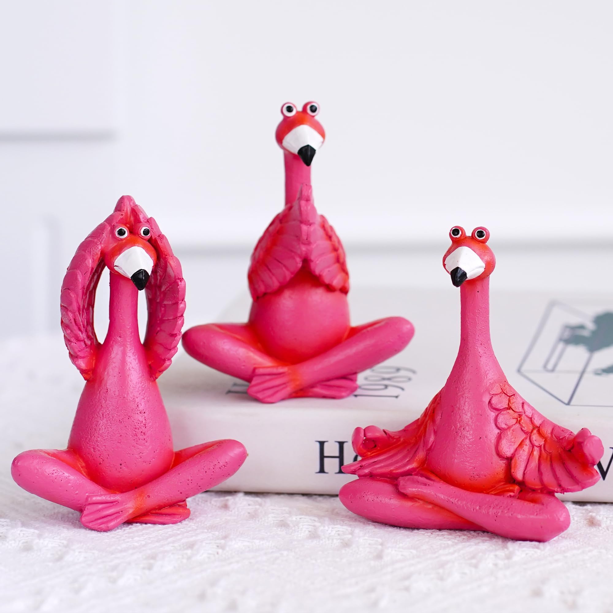 Yoga Flamingo Figurines Zen Decor - Cute Pink Flamingo Decor Accents for Shelf and Desk, Perfect Tiny Gifts and Fairy Garden Accessories for Women (Flamingo)