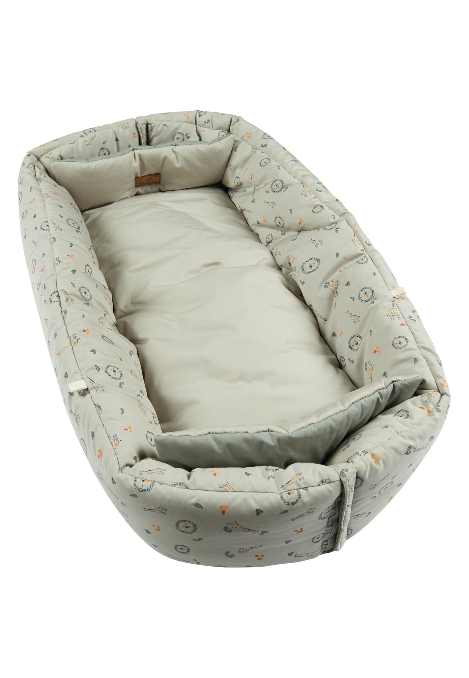 Sterntaler Baby Nest Giraffe & Lion - Soft Cotton Blend Cuddly Nest - Reversible & Convertible to Crawling Blanket - With Loops for Toys - Baby and Toddler Toy, Ochre