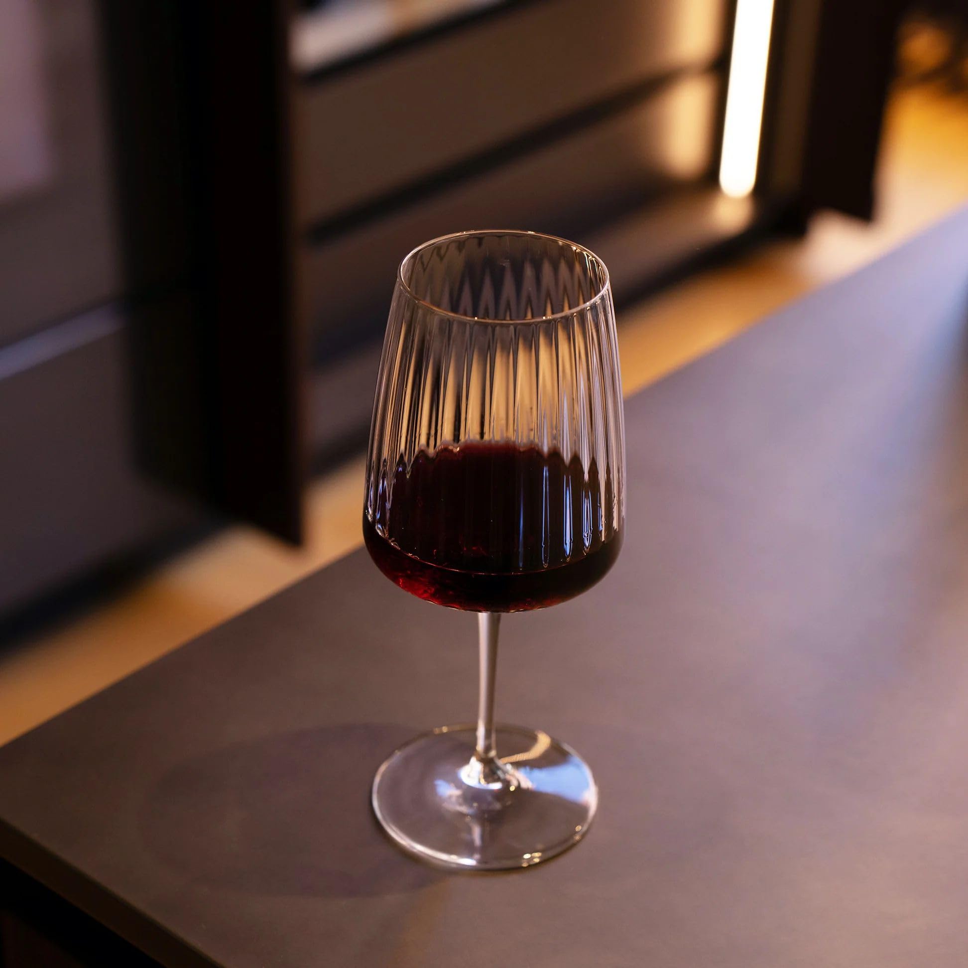 Bormioli Rocco Exclusiva Merlot - Copas de vino tinto de 510.3 g fabricadas con vidrio brillante estrella con tecnología Secure Edge y tratamiento XLT para mayor durabilidad, fabricadas en Italia,