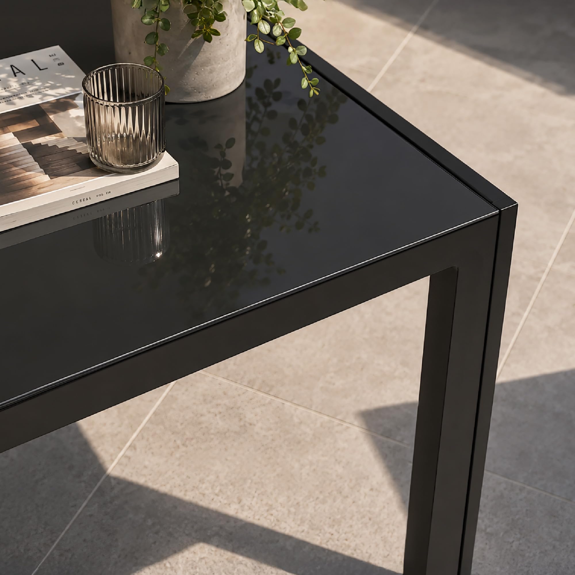 Tavolo da Pranzo per Interno ed Esterno 150x90 cm, Piano in Vetro Temperato Nero 5 mm e Struttura in Acciaio, Tavolo Moderno per 6 Persone, Ideale per Giardino, Terrazza, Cucina e Sala da Pranzo
