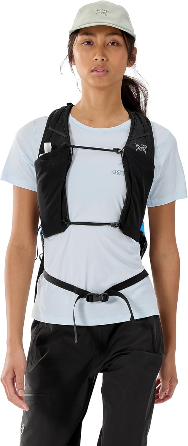 Arc'teryx Aerios 18 Backpack Unisex | Ultralight 18L Daypack with a Customizable Fit | Fluidity, Regular