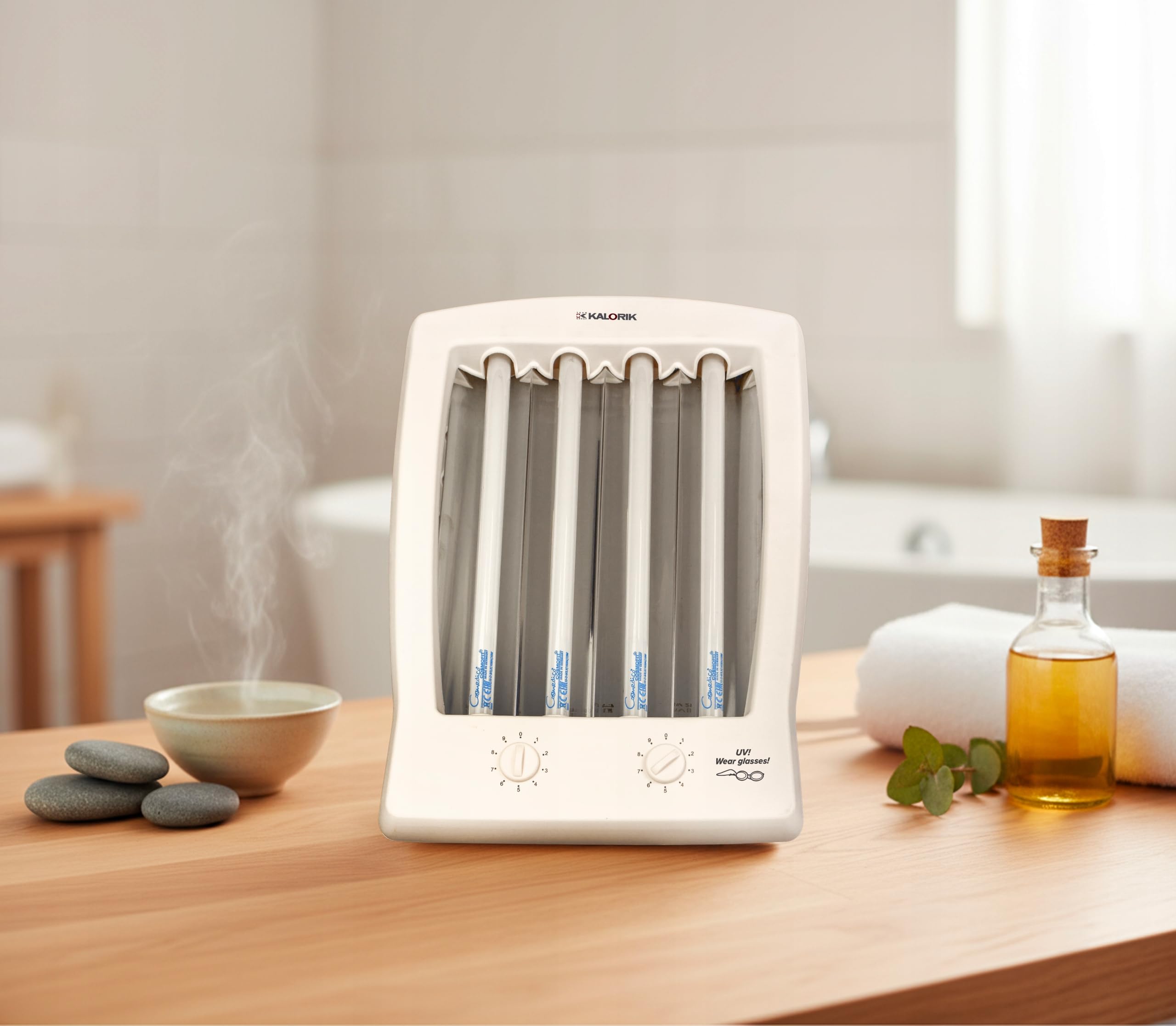 Kalorik GB1004B - Solárium para broncear la cara y el escote (4 x 15 W, incluye 2 gafas de sol, lámpara de bronceado de alta eficacia, para bronceado rápido y duradero, para estudio en casa)