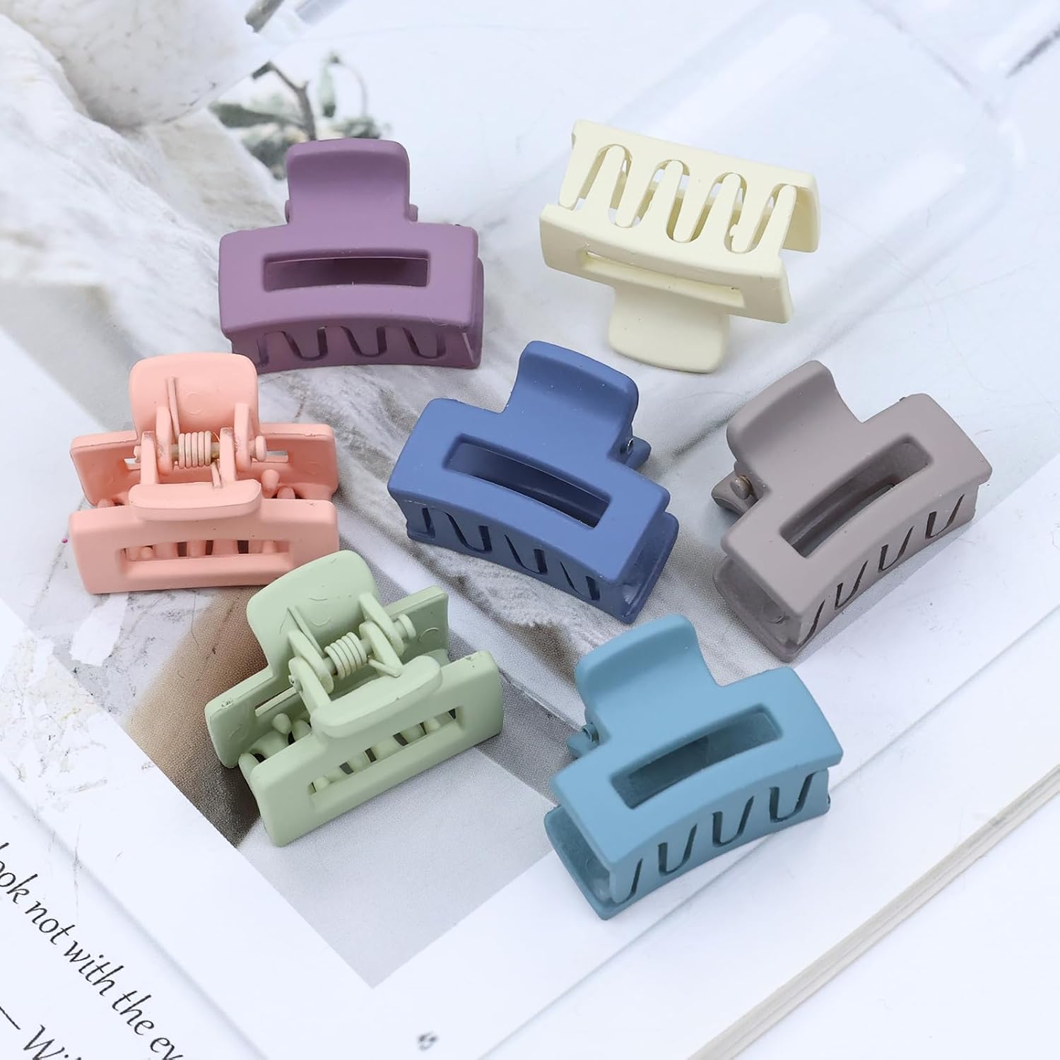 Dizila 100 Pieces 2.5cm/0.1" Candy Color Small Non-slip Rectangle Plastic Hair Claws Clips Mini Hair Clamps Barrettes Hair Accessories for Women Girls Teens Kids