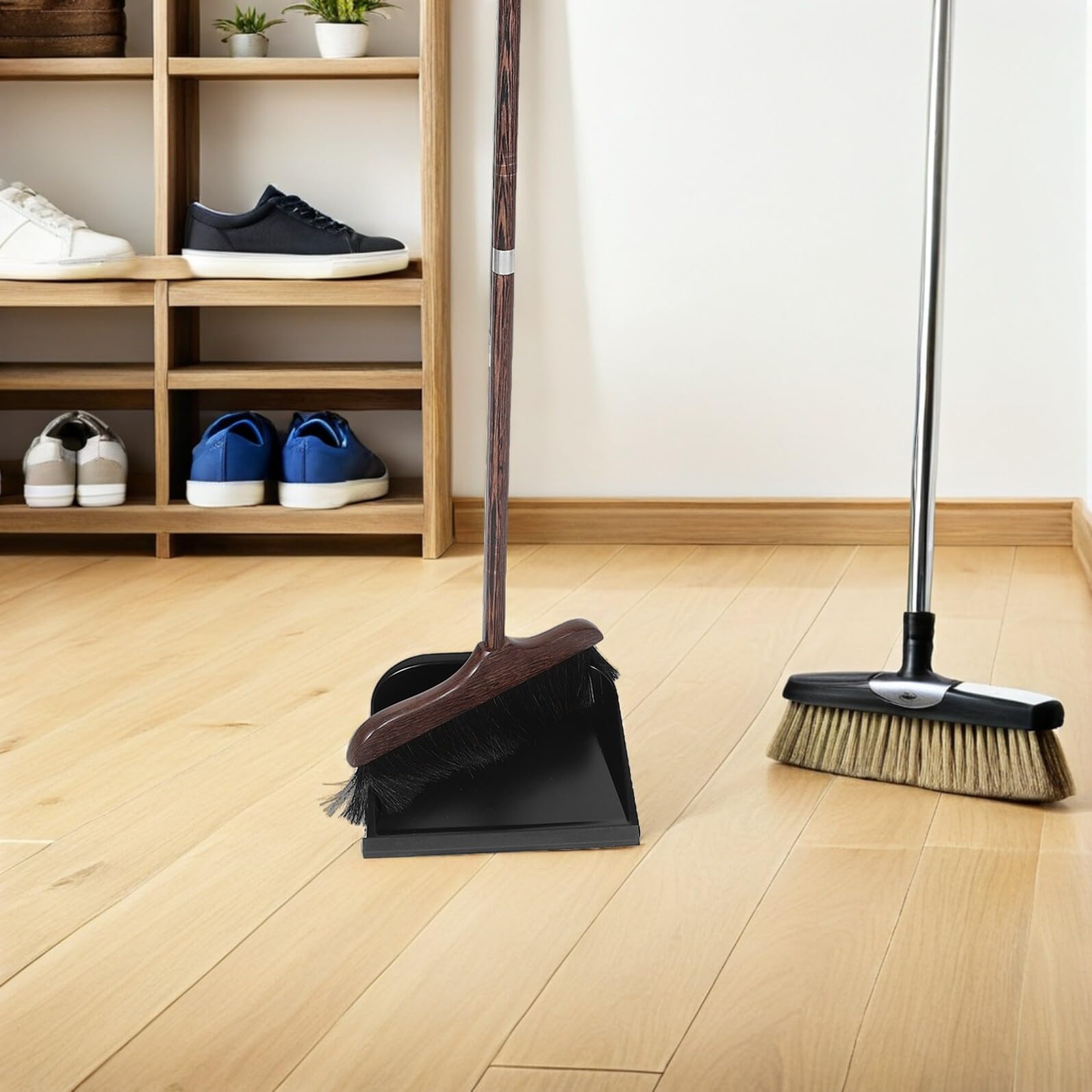 Toyvian Juego de Escoba de Cerdas Naturales y Recogedor de Basura Vertical con Mango de Madera de ala de Pollo, Set para Limpieza del Hogar, Cepillo para Pisos Duros, Escoba de Mano