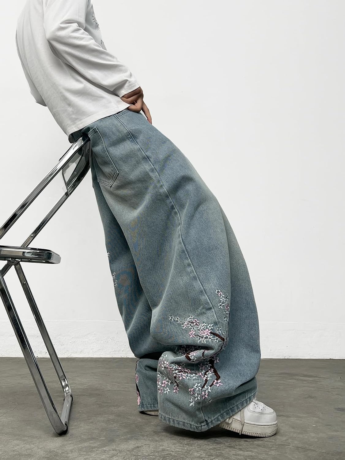 DFGIGT Mens Baggy Jeans Embroidered Wide Leg Jeans Hip Hop Denim Pants Relaxed Skater Loose Fit Trousers Streetwear