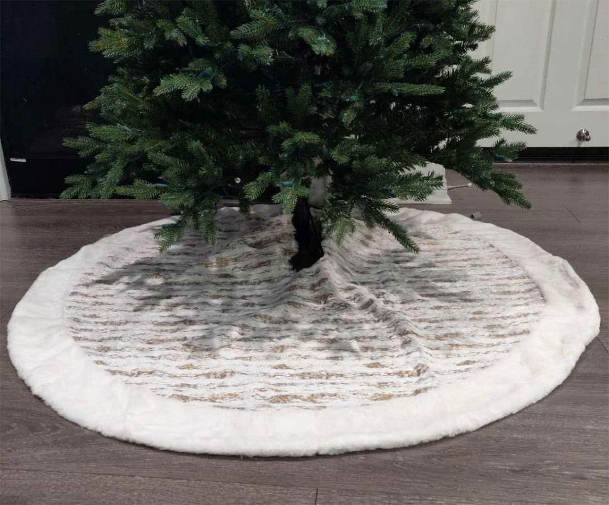 52" Round Gold Faux Fur Christmas Tree Skirt
