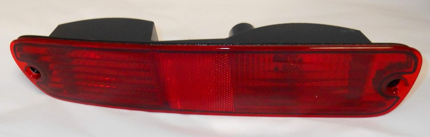 MITSUBISHI Genuine Bumper Tail Light Lamp Taillight Taillamp Reflector Right Passenger Side MN133778 Montero 2003 2004 2005 2006