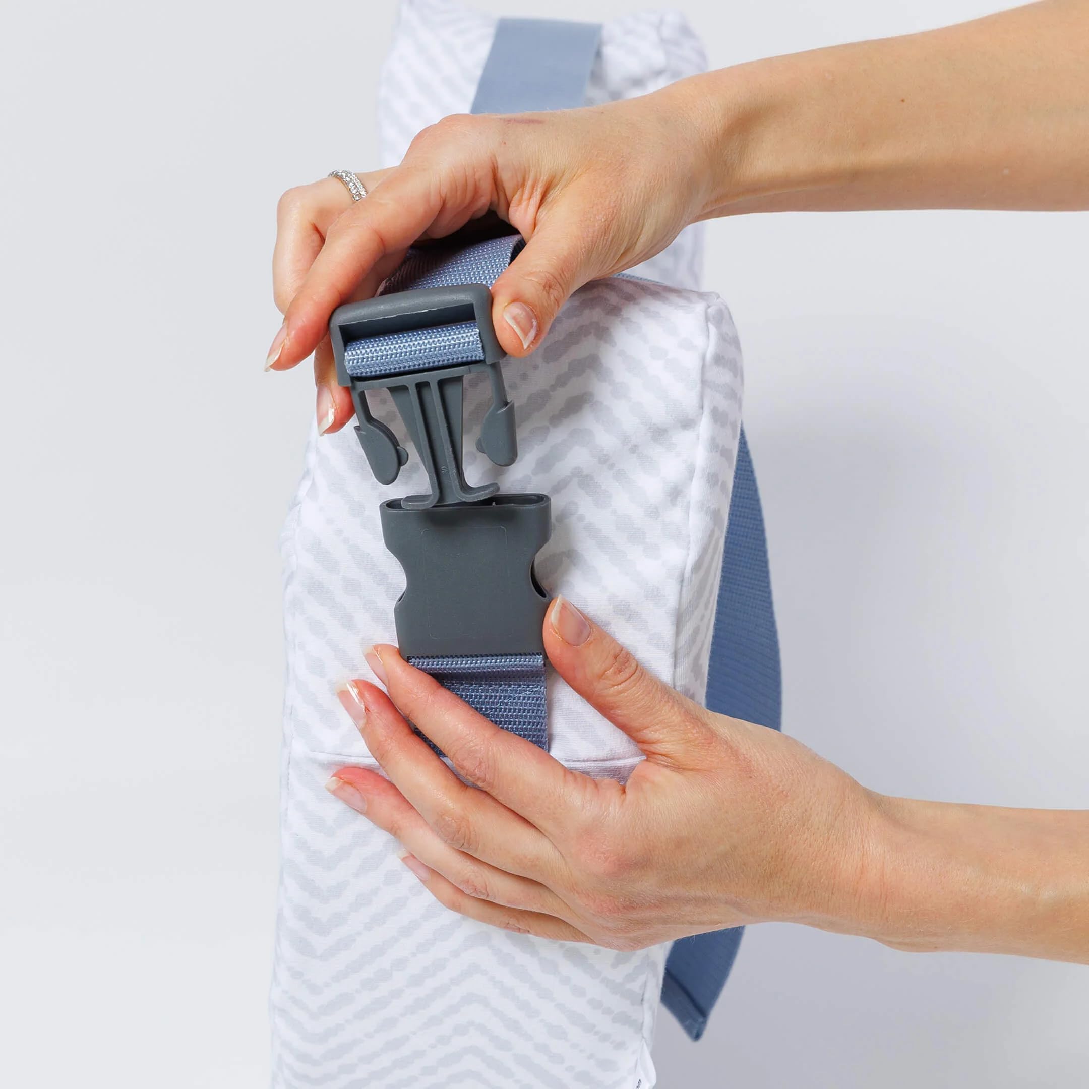 Lite mit Memory Foam, Stillkissen mit Taillenfixierung, freihändiges Stillen, ergonomische Lagerung, Nacken- und Rückenstütze, Abnehmbarer Baumwollbezug, Universalgröße XS–5XL