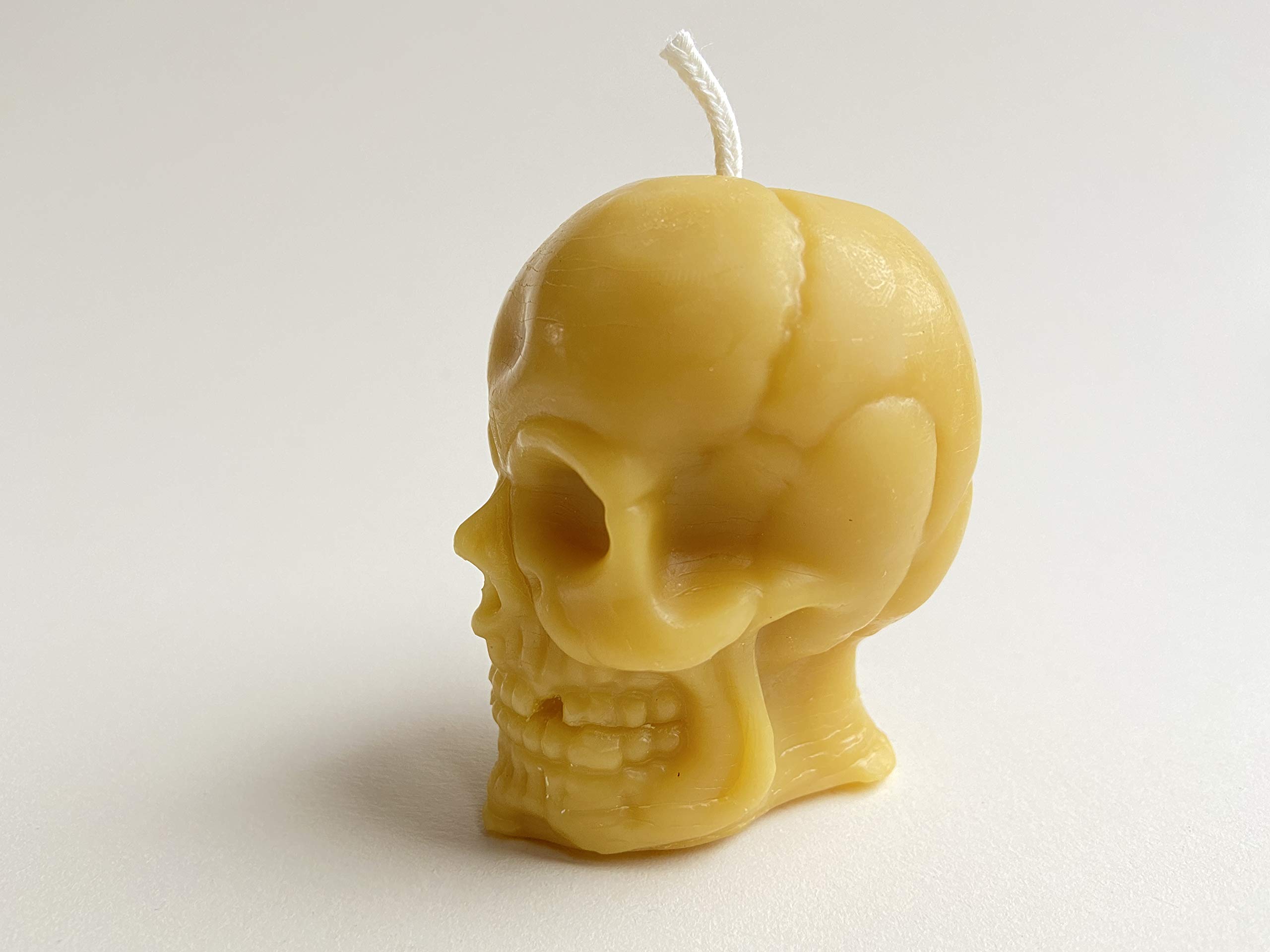 Mêl Gwenyn Gruffydd Est 2010 Natural 100% Pure Solid Beeswax Small Skull Candle Halloween Gothic Ritual Day Of The Dead Handmade In Wales Pure Sustainable