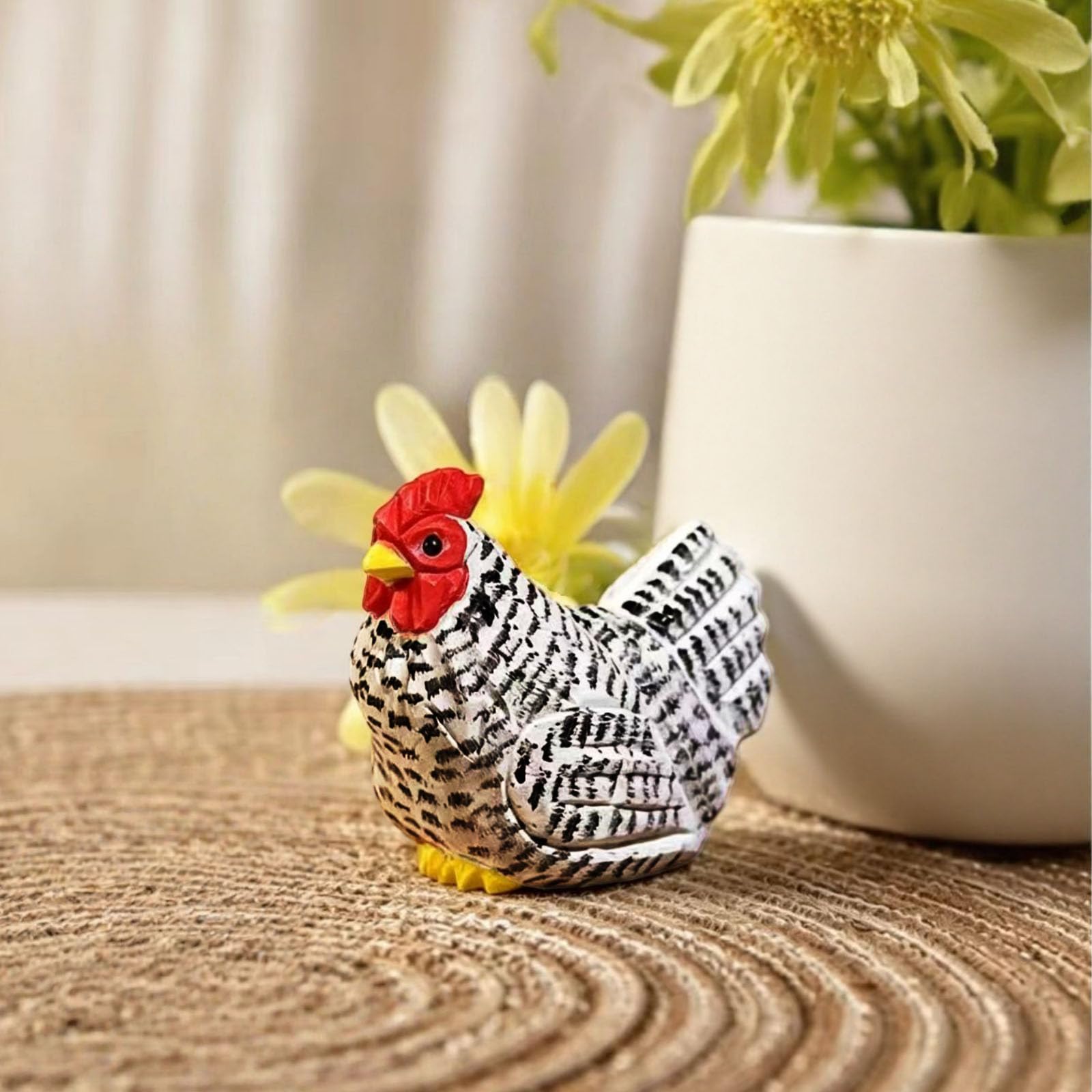 Lungigi Hand-Carved Wooden Hen Figurine, Miniature Chicken Art Statue, Mini Carved Ornament Figurine, Handmade Carved Small Farm Animal Ornament for Rustic Home Decor & Collectibles