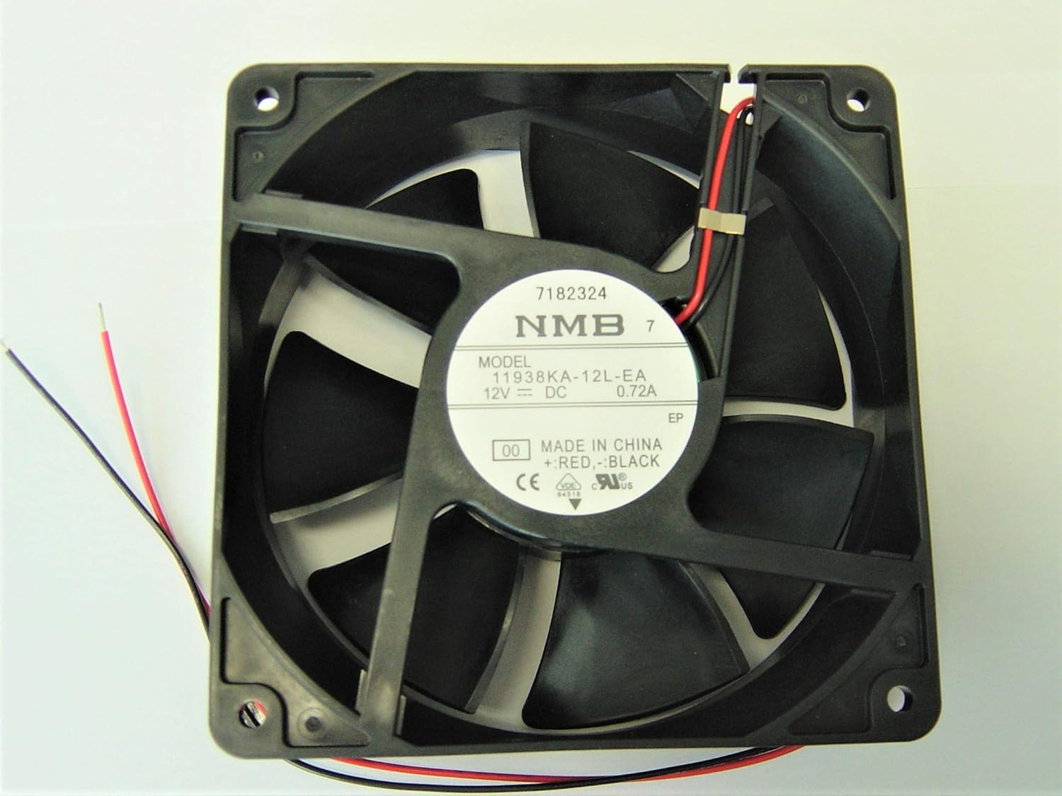 Amazon.co.jp NMB DCファンモータ 11938KA12LEA00 ホビー