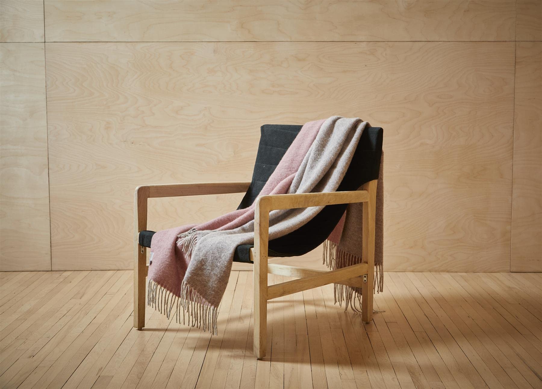 Tweedmill Pink Lifestyle Dartmoor Throw - Sunken - 150Cm X 183Cm - 100% New Pure Wool Made In Wales