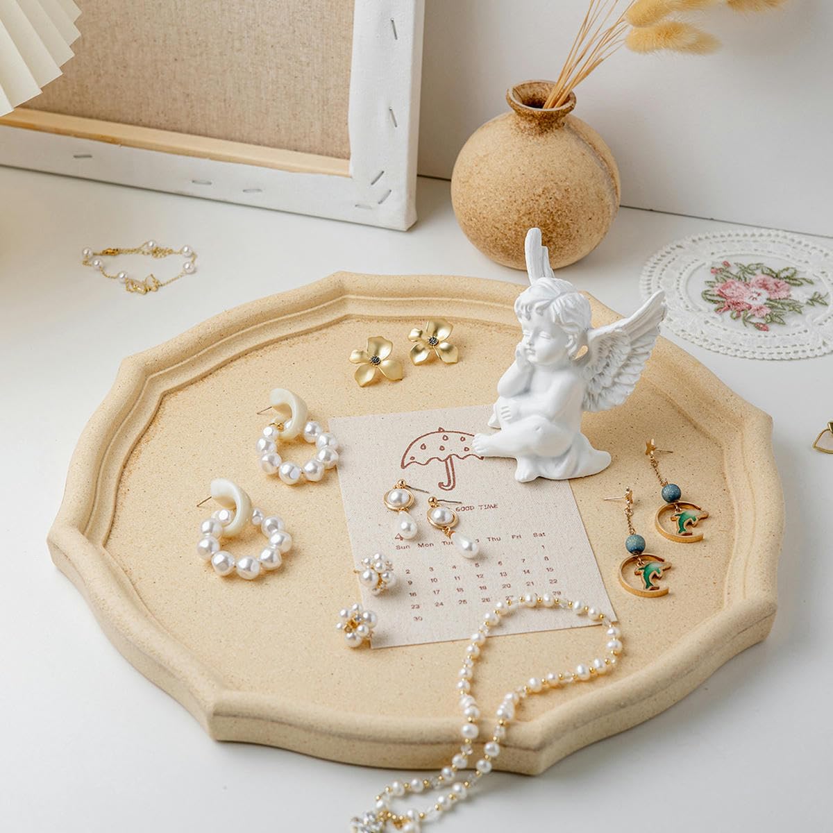 Plateau à bijoux en bois pour bracelets et colliers, organisateur de rangement décoratif pour ornements, 1 plateau de rangement pour bijoux, idéal pour l'affichage et la décoration