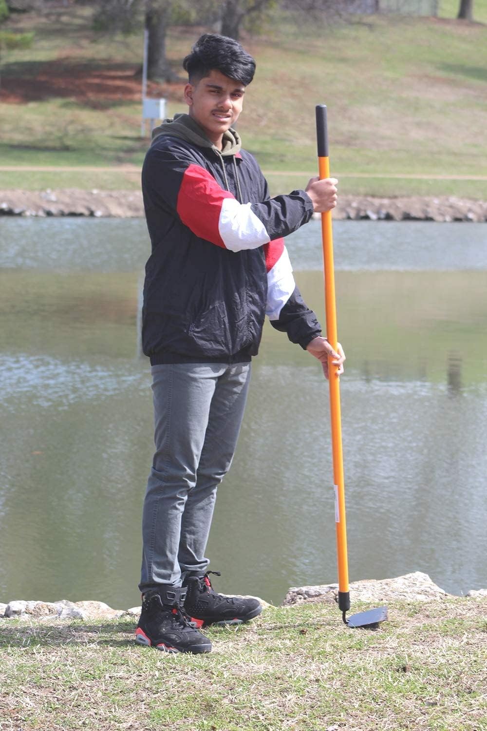 Ashman Garden Hoe (2 Pack)– Sturdy Hand Tiller – Heavy Duty Blade for Digging, Loosening Soil, and Weeding – Rubber Grip Handle for a Strong Hold – Rust Resistant Build.