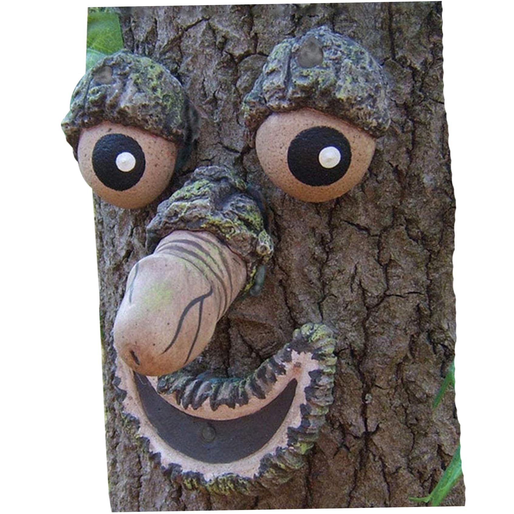 Faces d'arbre amusantes à offrir pour décorer une maison de jardin