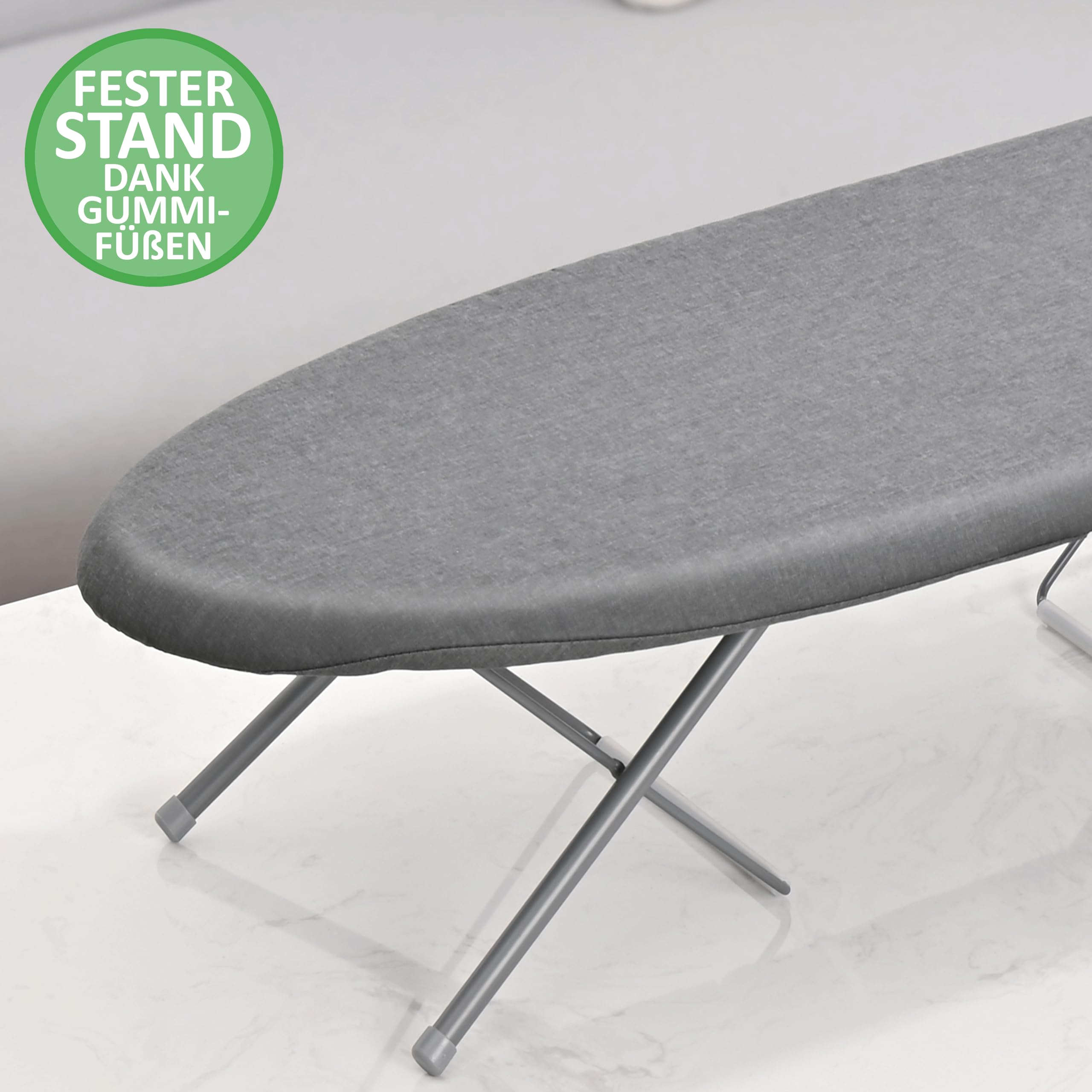 SimplySmooth Planche à Repasser Pliable avec Repose-Fer - Mini Table à Repasser de 77 x 30 cm - pour la Table avec poignée de Transport, Pieds en Caoutchouc et Housse de qualité
