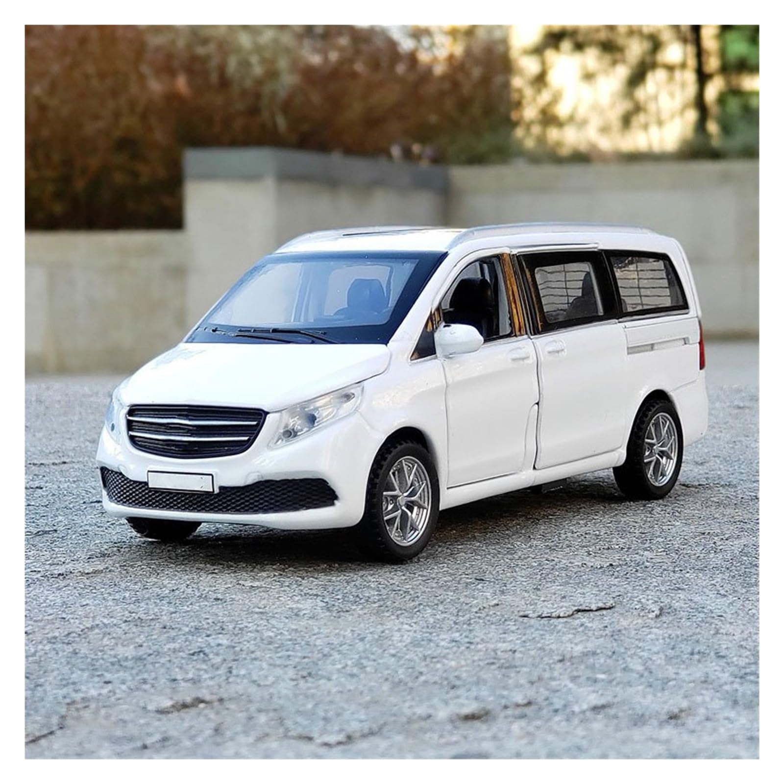 BANKOTO Diecast Car 1:32 For Benz V260 MPV Diecast Metal Alloy Car Model Collection Collectible(D)
