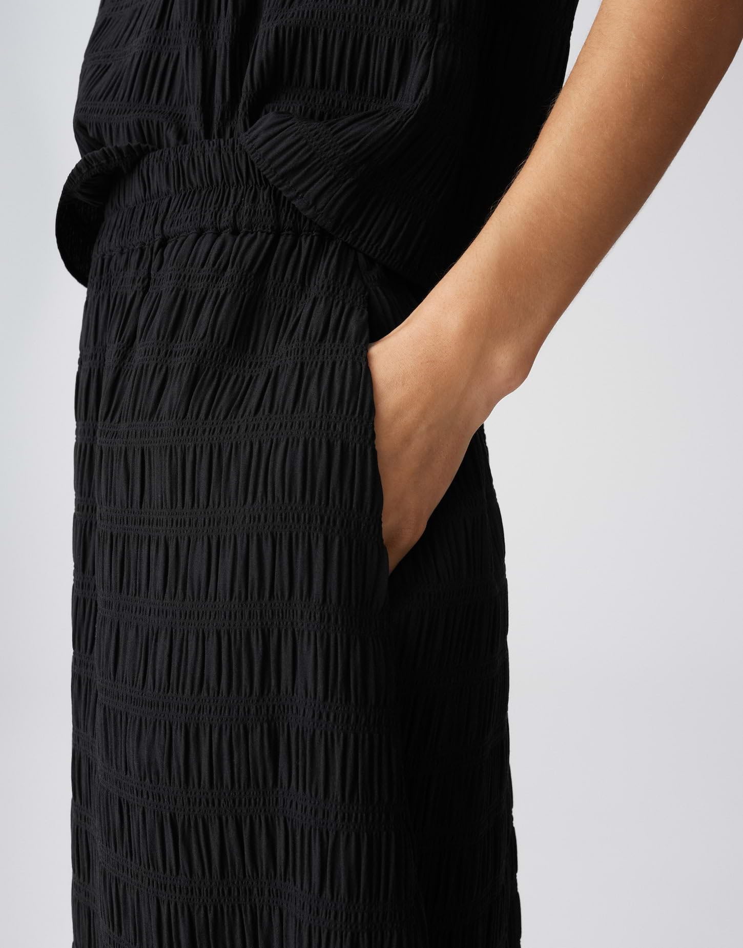 OPUS Damen Midirock | Midirock mit gesmokter Textur