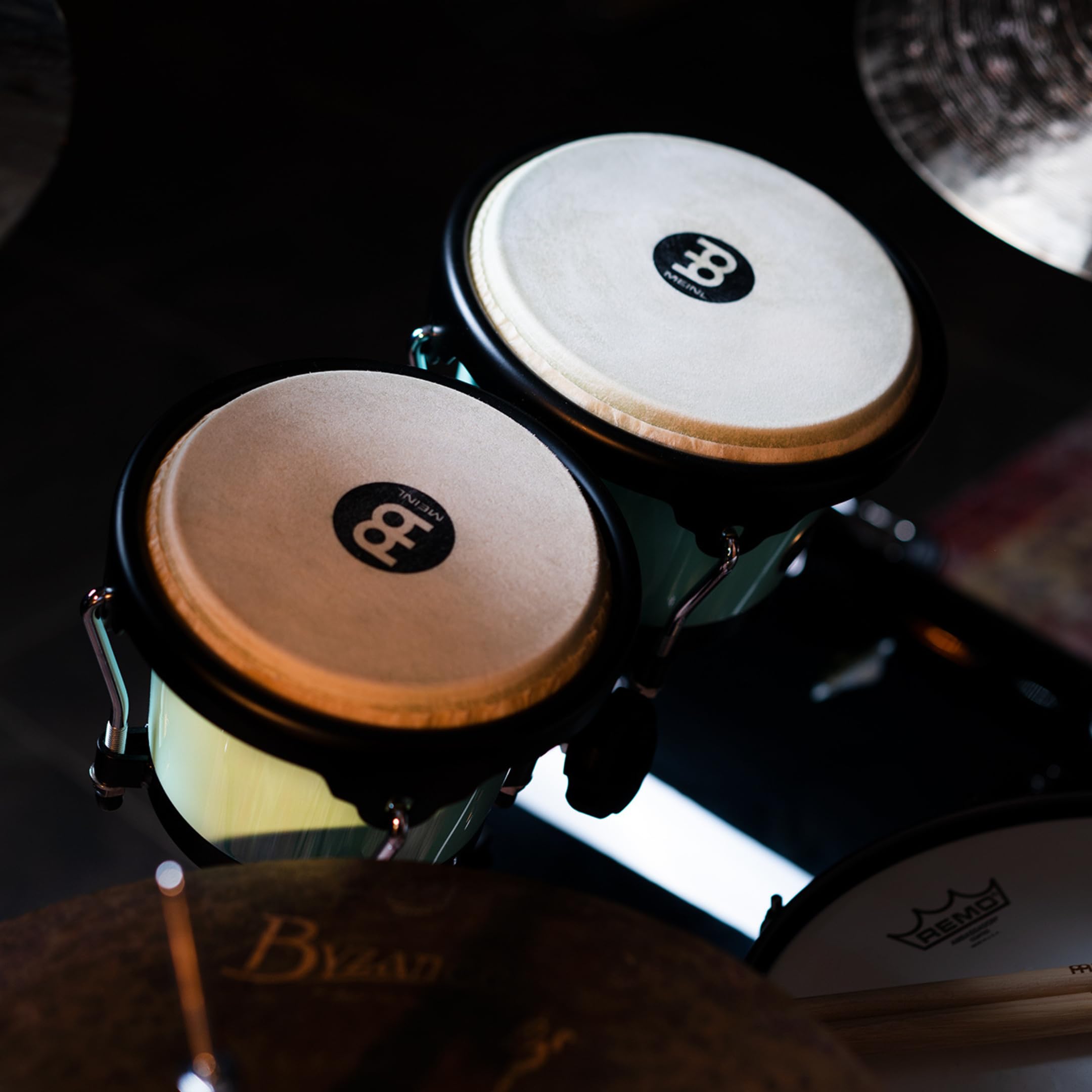 Meinl Percussion Bongos Journey Series - 2 Tamburi a Mano da 6.5 e 7.5 Pollici - Chiave Accordatura Inclusa - Plastica ABS, Light Blue (HB50SF)