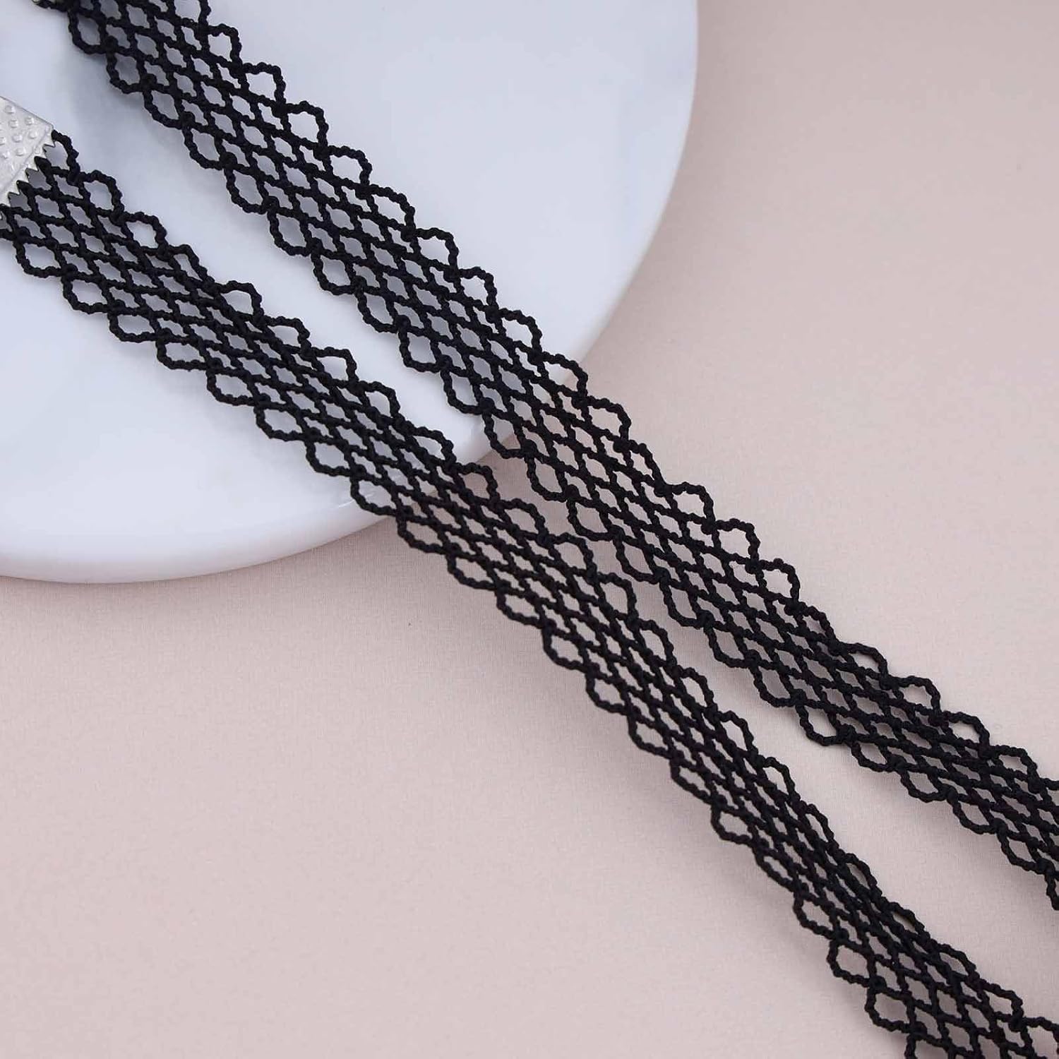 Vintage Lace Choker Necklace Silver Fishbone Pendant Necklace Hollow Lace Necklace Gothic Lace Tattoo Necklace Short Black Necklace Jewlery for Women - Image 5