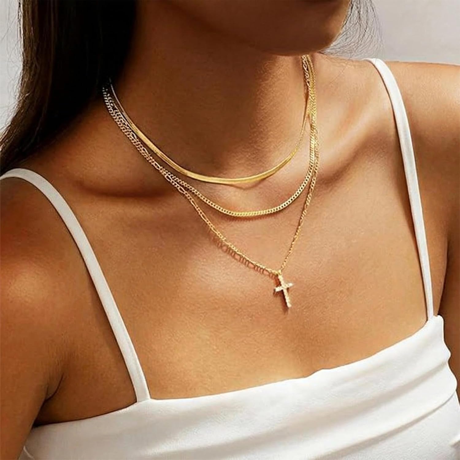 Fashionable lady's 18K gold plated necklace, a gold layered necklace with simple and luxurious design. Non tarnish gold necklace suitable for daily wear, a gift for ladies by stacking necklaces. - Image 2