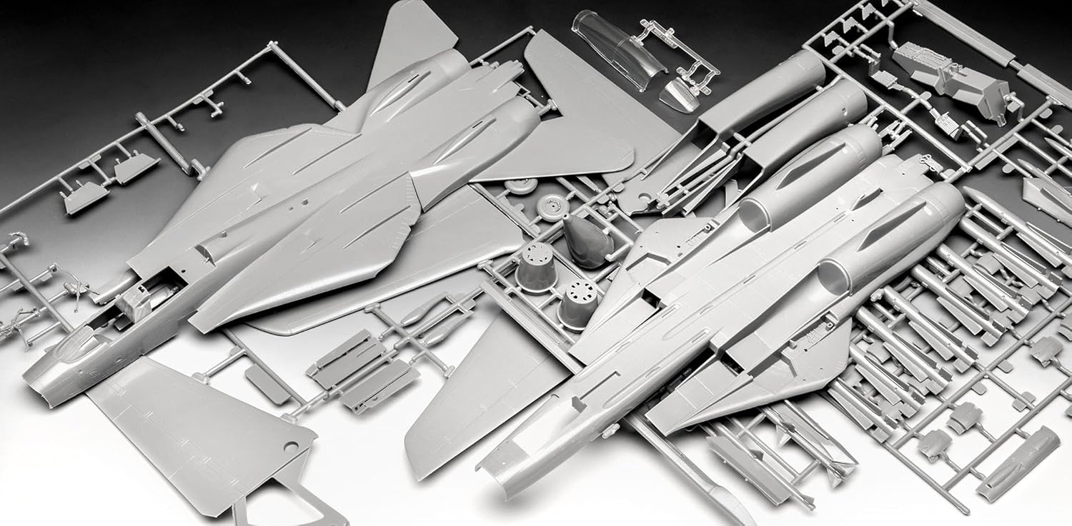Revell 03865 Maverick's F-14A Tomcat Top Gun 1:48 Scale Unbuilt/Unpainted Plastic Model Kit