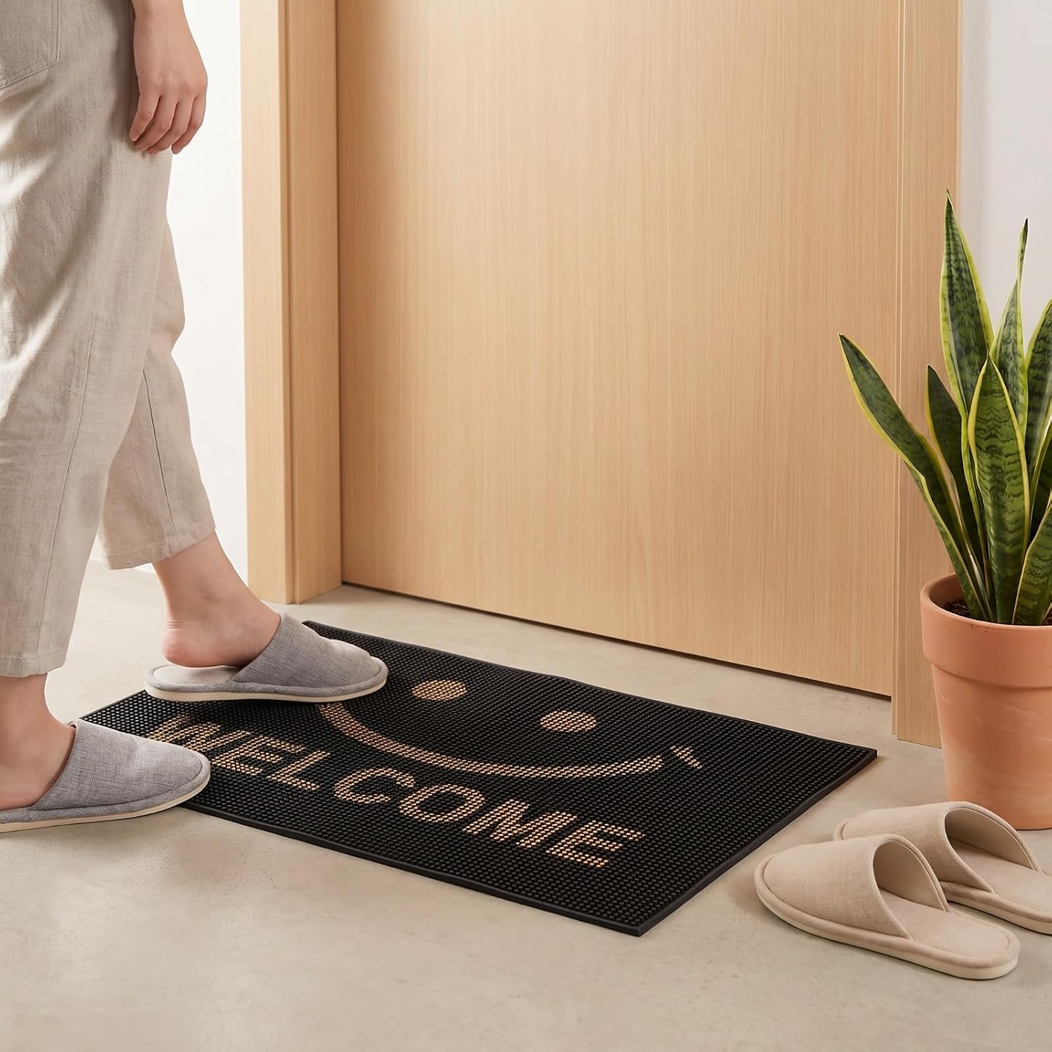 TICOLO Smiley Welcome Door Mat 40x60 cm, Anti-Slip Rubber Entrance Floor Mat, Durable Indoor Welcome Mat for Home, Kitche...