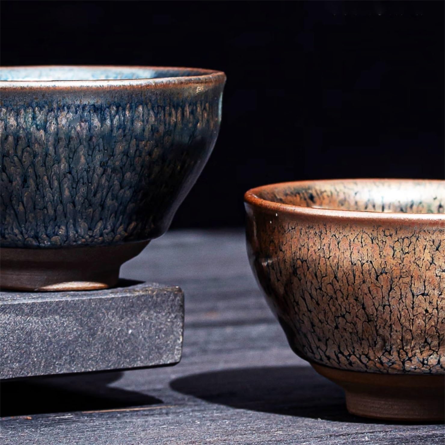 Set of 2 Handcrafted Jian Zhan Tea Cups, Feather-Pattern Original Ore Glaze Ceramic Tea Bowls, Traditional Chinese Kiln-Fired Master Teacup Set with Gift Box(Single-serve)