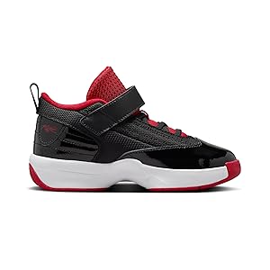 Amazon.com | Jordan Max Aura 6 Little Kids' Shoes (FQ8299