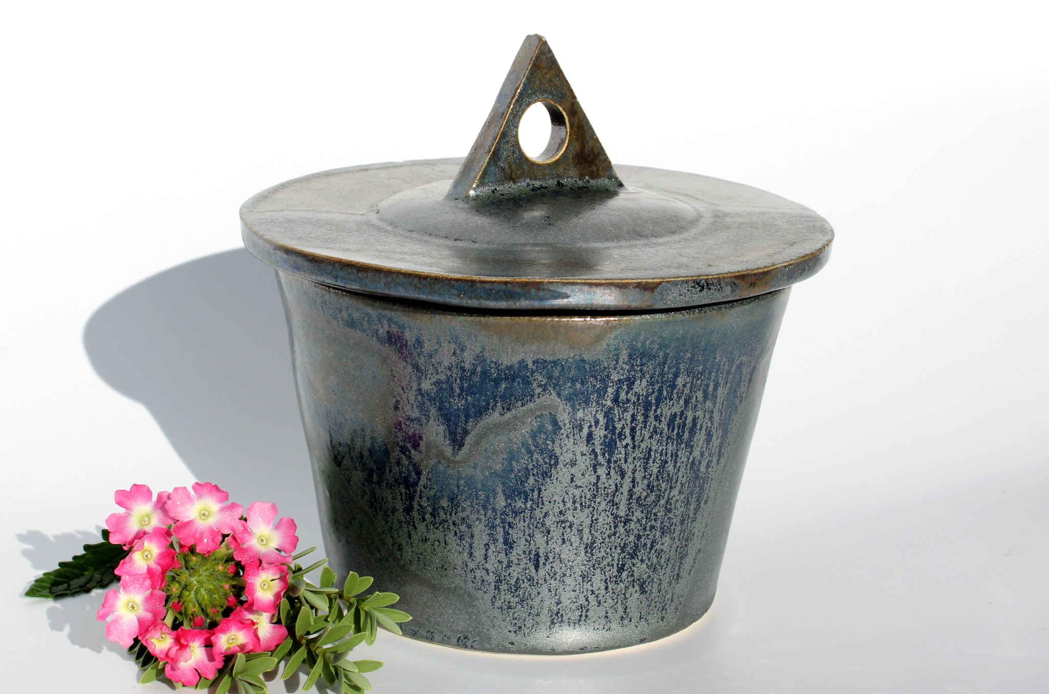 KERZENFRESSER Indoor handgefertigte Keramik mit Deckel, silber-blau