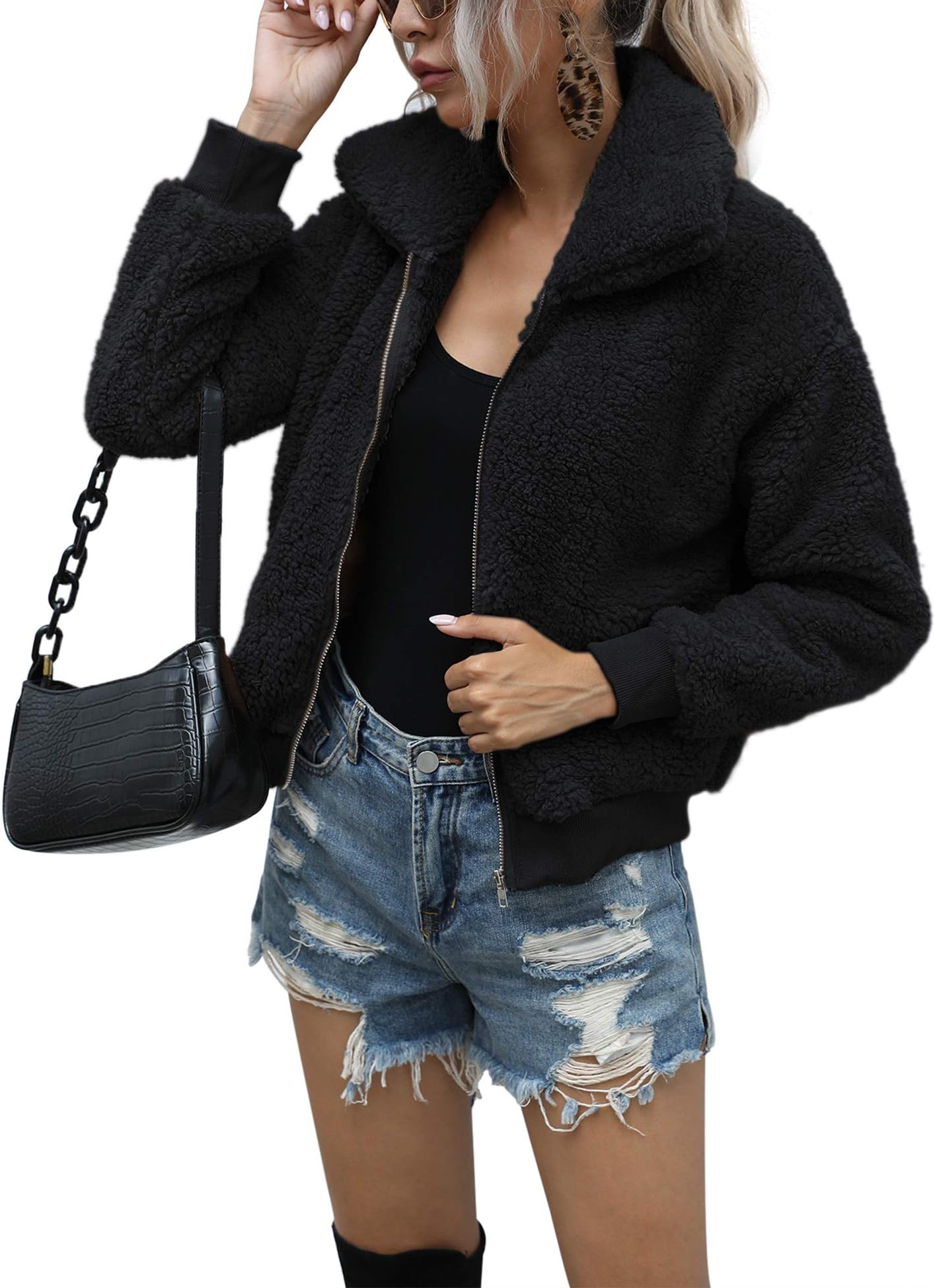 Women's Short Faux Fur Coat Casual Shaggy Jacket with Pockets Warm Winter Zip-Up Fluffy Outwear