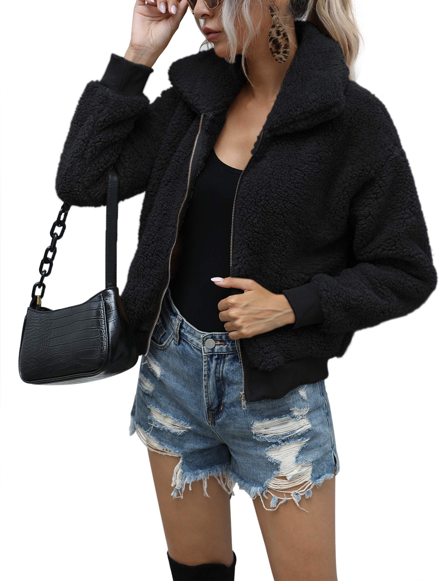 Women's Short Faux Fur Coat Casual Shaggy Jacket with Pockets Warm Winter Zip-Up Fluffy Outwear