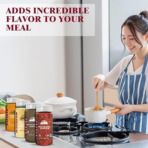 Miniatura 3 de Natural Spices Shaker - Paquete variado (polvo de cúrcuma, pimienta negra en polvo, sal de ajo en polvo y pimienta roja triturada) sabores