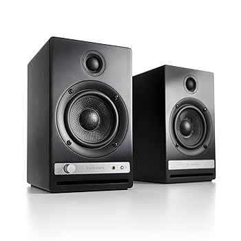 スピーカー・ウーファー HD PICTURE BIG SOUND Nebula (ネビュラ) ラインナップ｜Nebulaで、大画面の驚きを