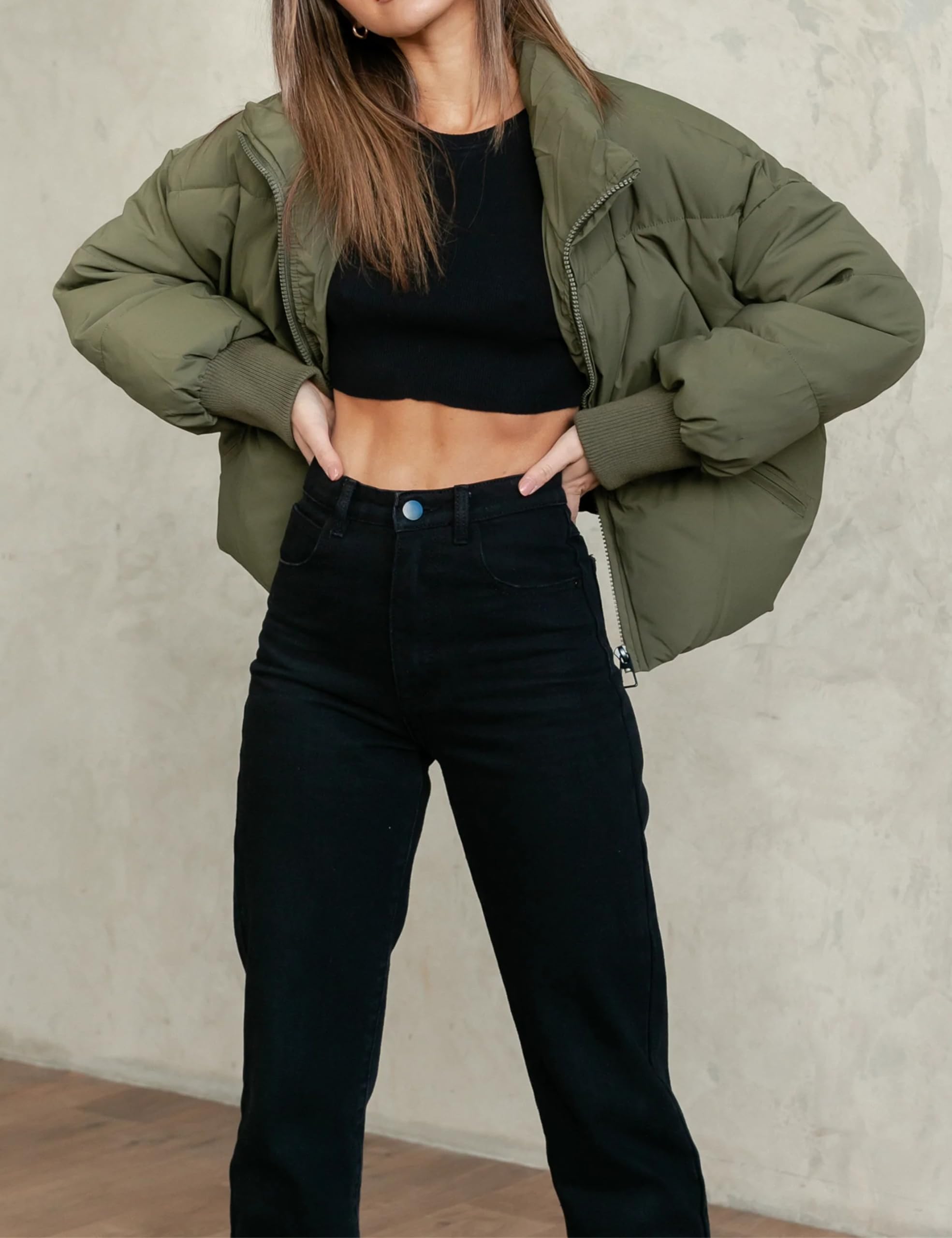 Lianlive Womens Cropped Puffer Jacket Oversized Black Short Puffy Winter Coat