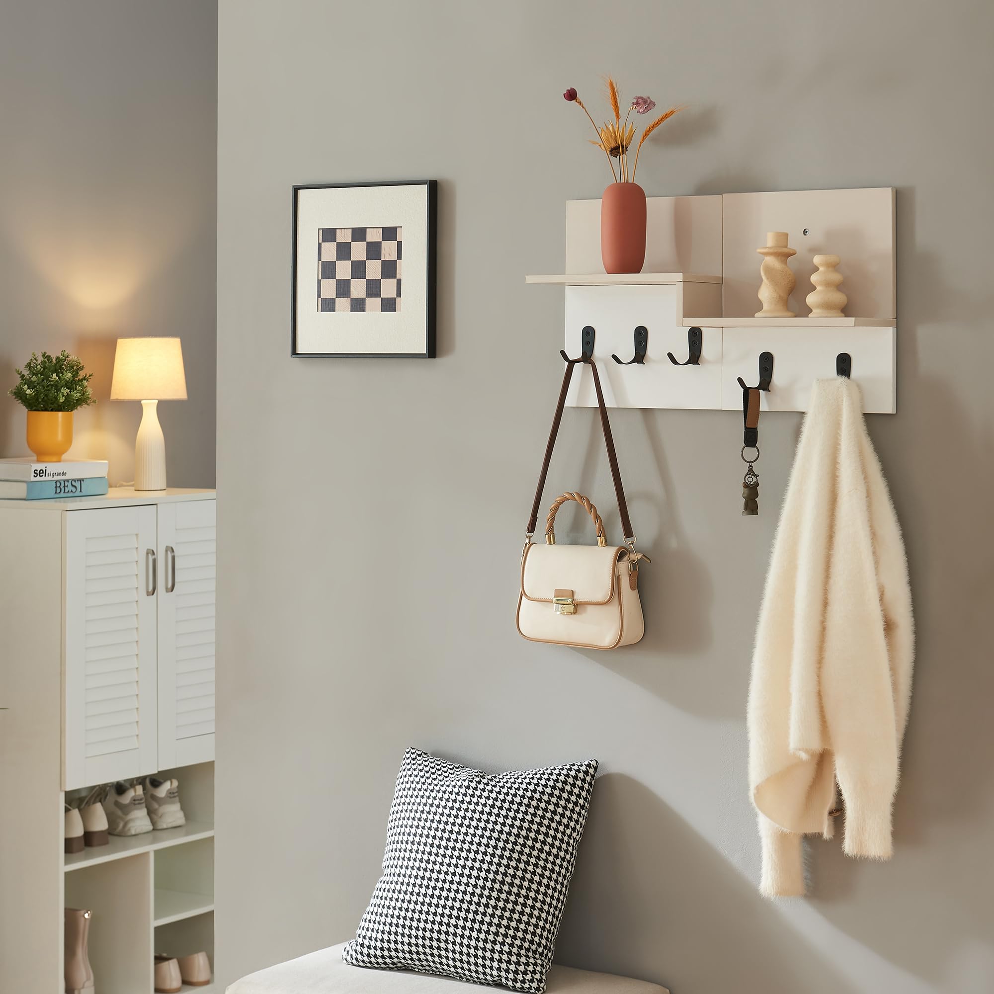 [en.casa] Appendiabiti da Parete con 2 Ripiani Aperti Mensola Attaccapanni a Muro con 5 Ganci Doppi in Metallo per Borse Cappotti 34 x 59 x 13 cm Ingresso Corridoio - Beige/Bianco