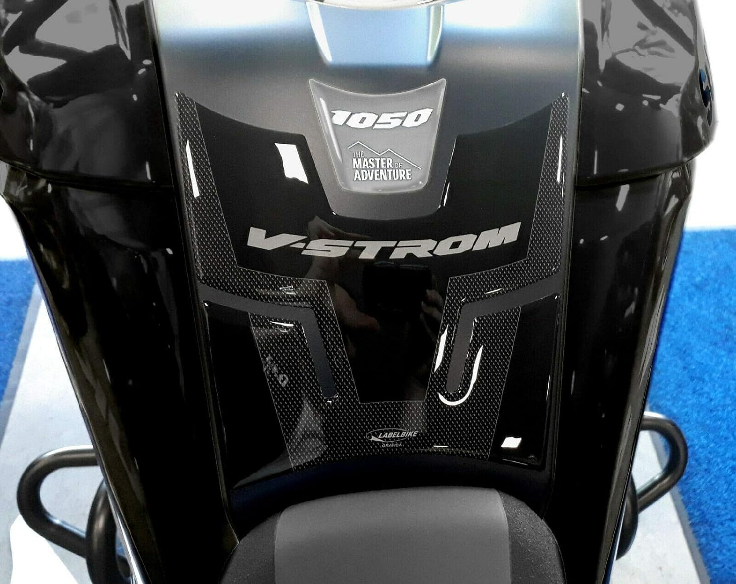 labelbike - 3D Sticker Motorcycle Fuel Tank Pad Protection and Decoration in Resin Compatible with Suzuki V-Strom 1050