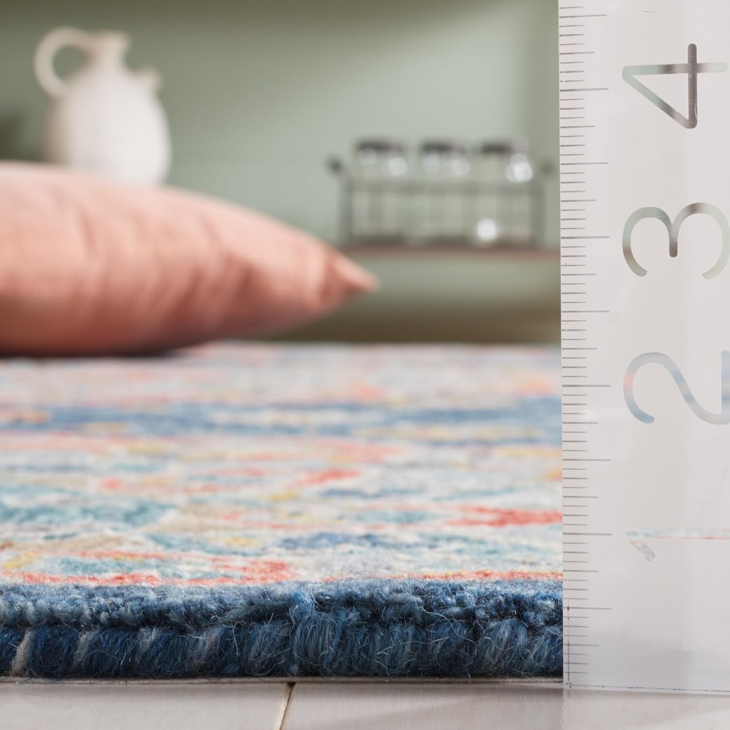 Safavieh Blossom Collection Runner Rug - 8' Runner, Blue & Red, Contemporary Design, Ideal for High Traffic Areas in Hallway, Bathroom & Kitchen (BLM690M-28)