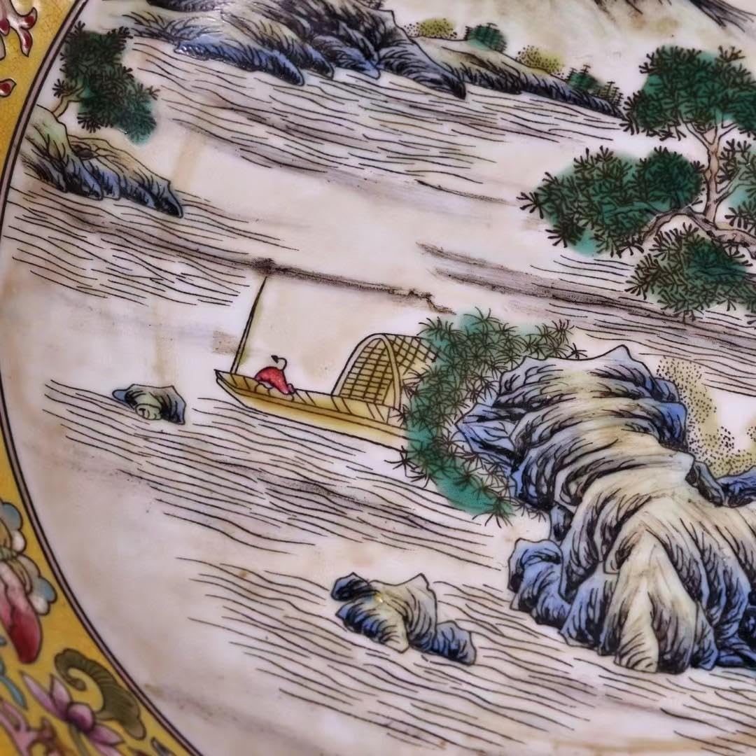 中国古美術・珍蔵粉彩陶磁器の皿・純手描き・刺繍箱付き・茶道具・食器・置物・極細工 中国古美術・珍蔵粉彩陶磁器の皿・純手描き・刺繍箱付き・茶道具・食器・