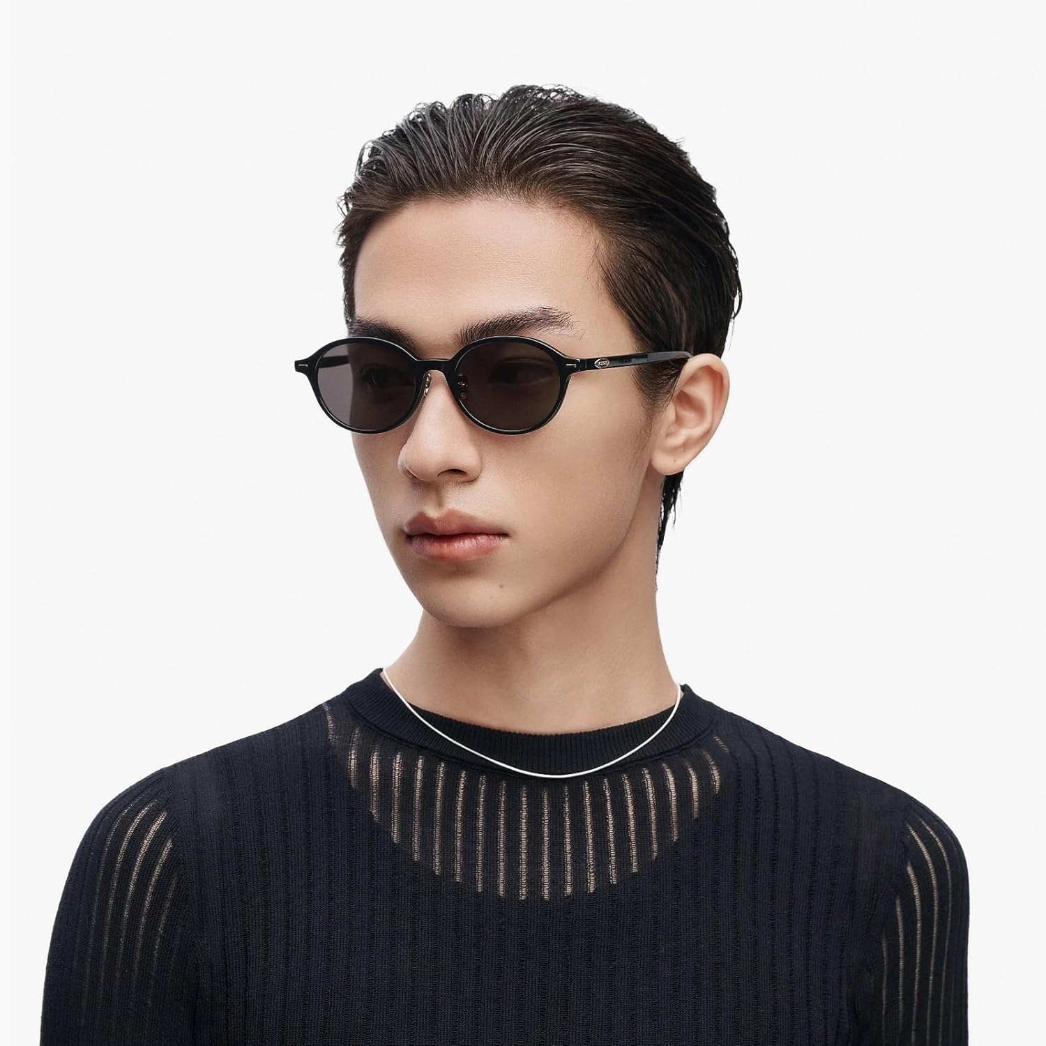 MUJOSH Retro Round Square Polarized Sunglasses for Women Men, Vintage Lightweight Shades for Driving, Travel & Fashion Accessories, Obsidian Black, Exclusive Eyewear Brand of EssilorLuxottica - Image 2