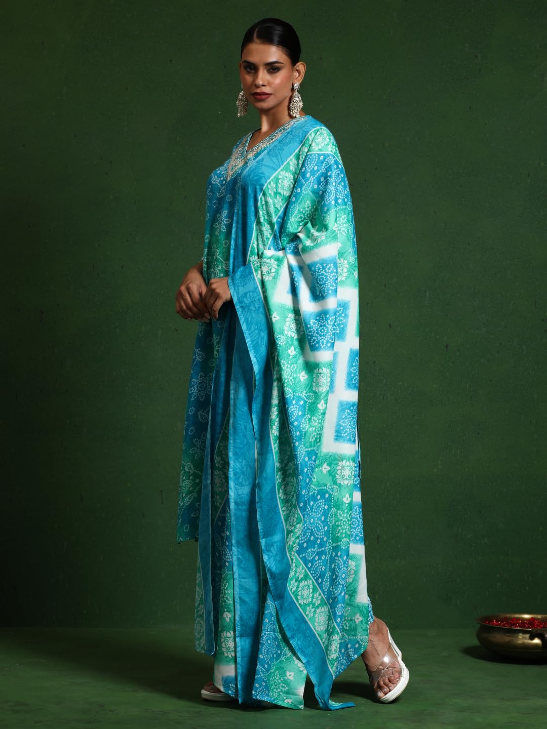 Varanga Women Floral Printed V Neck Kurta With Trouser & Dupatta Blue